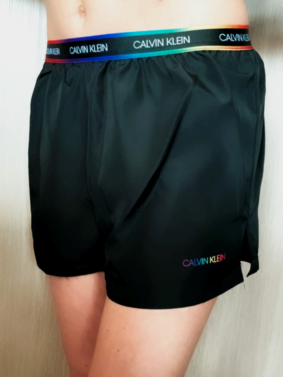 Dámské šortky Calvin Klein KW01349