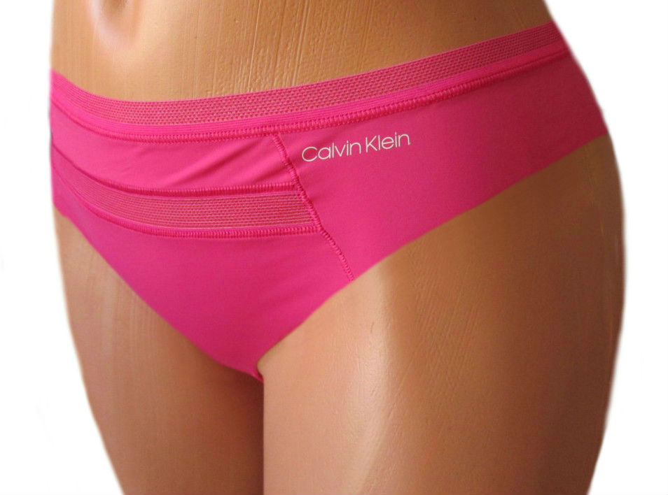 Dámské tanga Calvin Klein QD3692E růžové